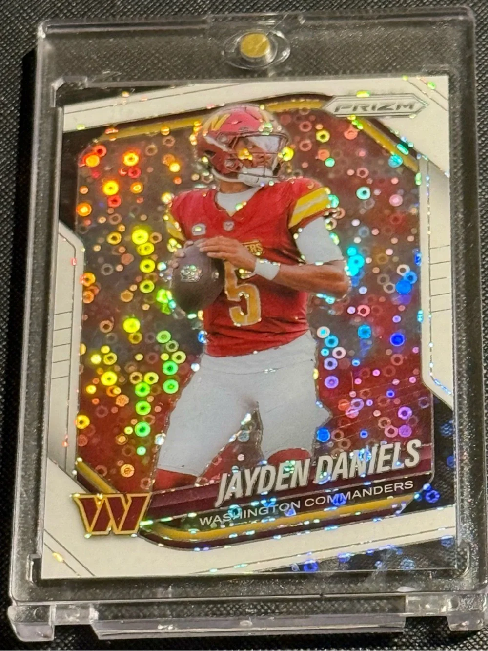 Jayden Daniels Football Card Lot 9 - Picture 5 of 8